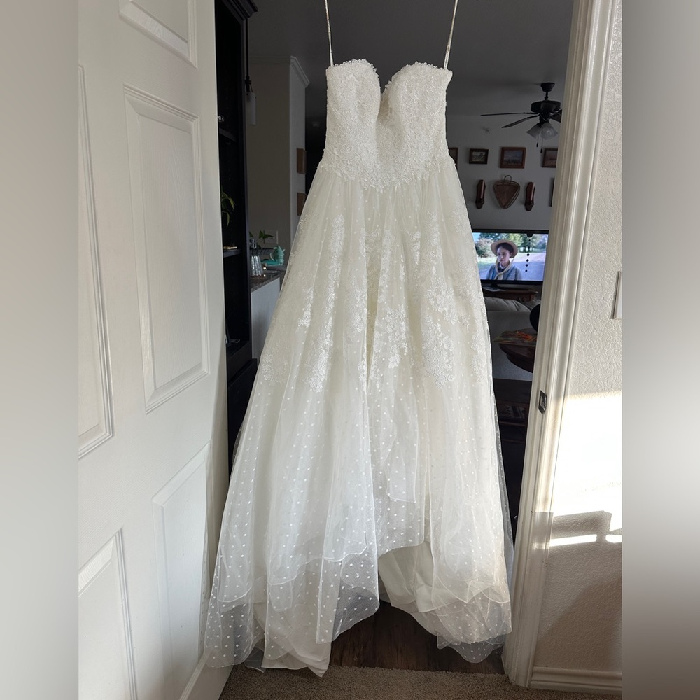 Sottero and Midgley Cream Lace Bridal Gown